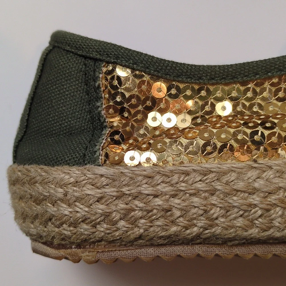 Disney Mickey Mouse Women's Olive Green Gold Sequin Espadrille Slip On Shoes 10